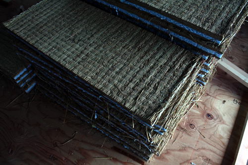 「埋め込まれる前の畳床」畳ハウスの施工事例写真