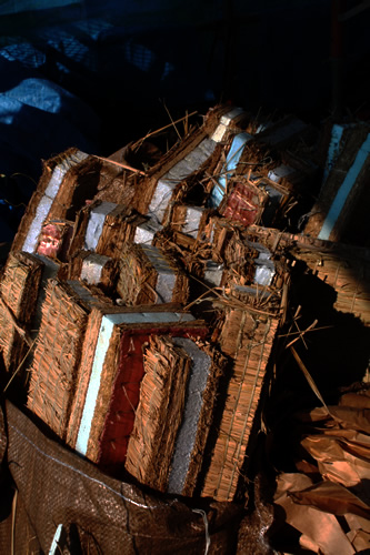 「たたみハウスの壁の残骸」畳ハウスの施工事例写真